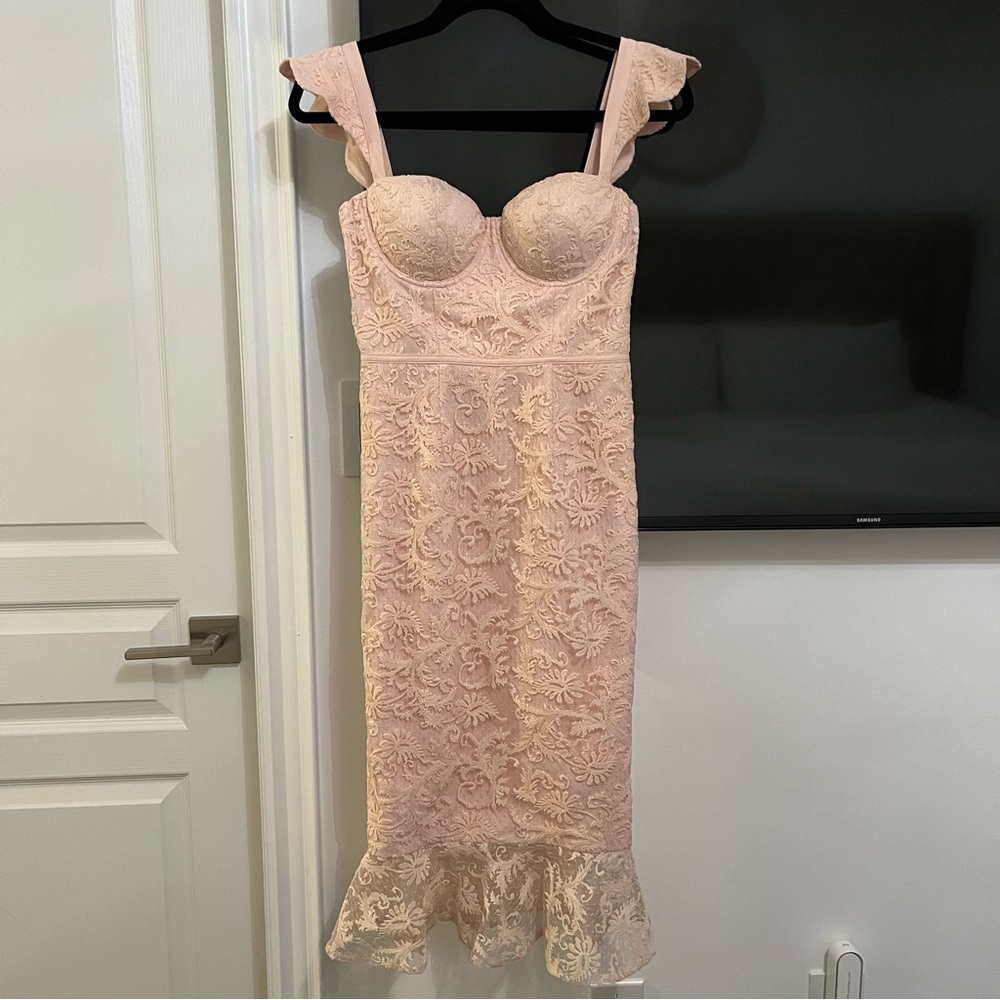 Elle Zeitoune Midi Floral Lace dress - Almost New, worn twice Size 6 = xxs